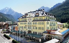 Schloss Hotel Dolomiti Canazei